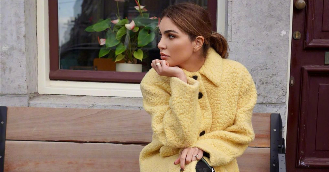 时尚博主Zornitsa:高级复古又魅惑,穿得迷人,还带着些性感