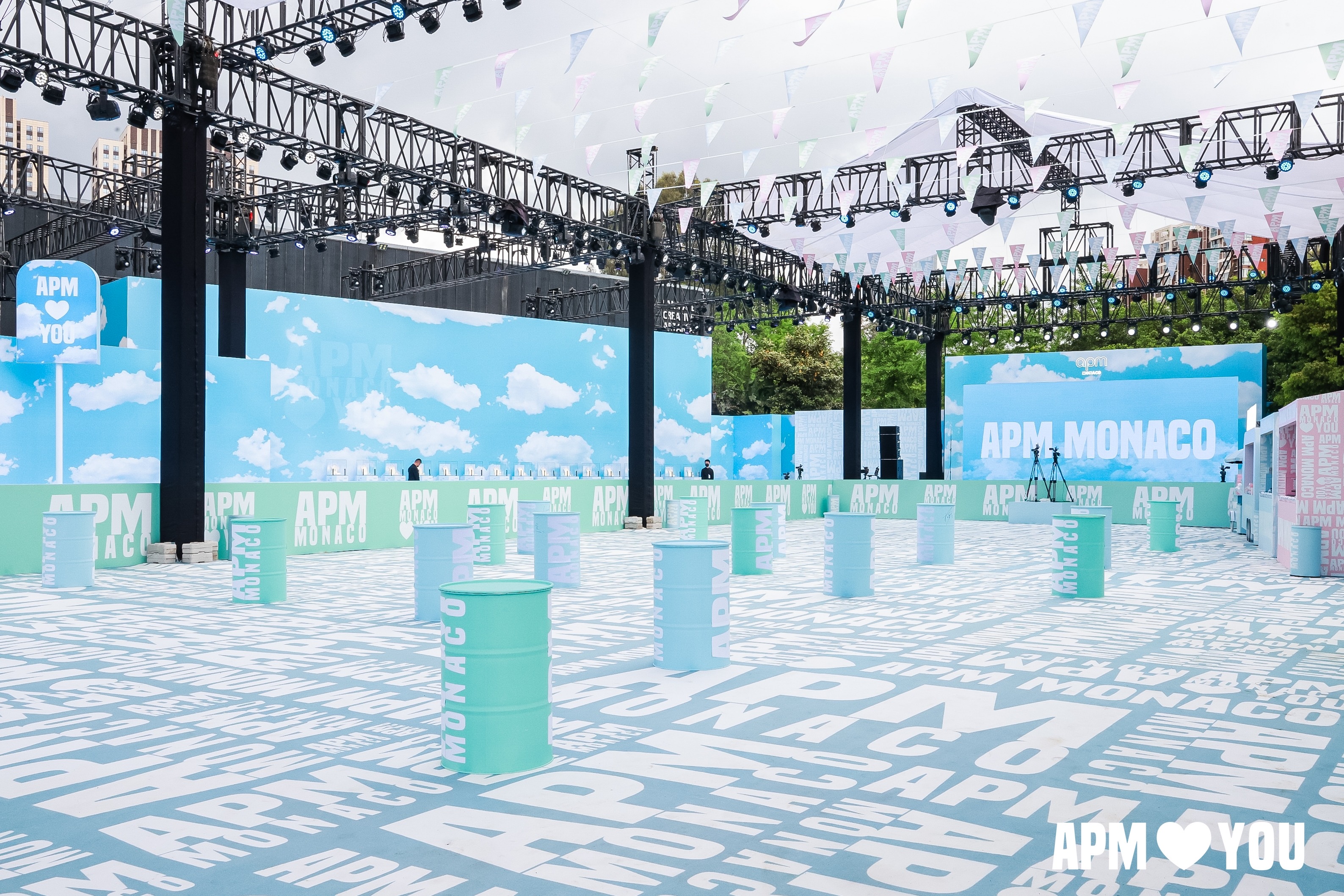 APM Monaco 2025“粉彩追梦live”于成都启幕 ——以匠心珠宝谱写南法春日诗篇