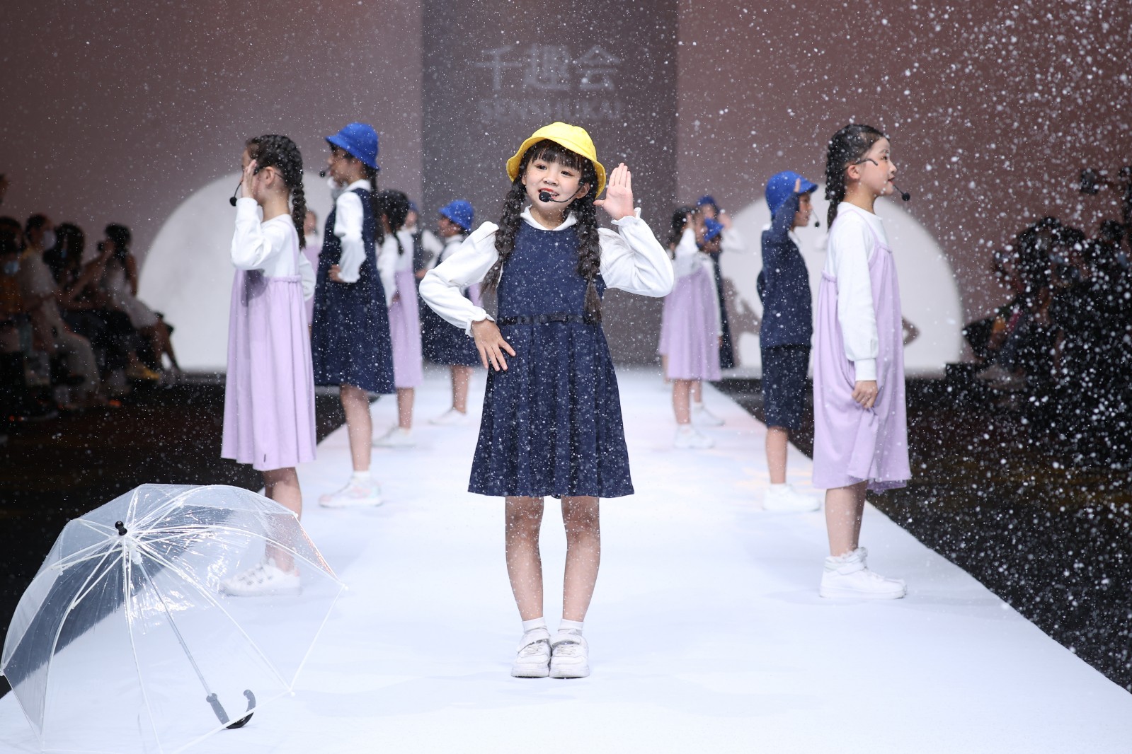 千趣会携上海时装周KIDS WEAR打造日系沉浸式舞台大秀