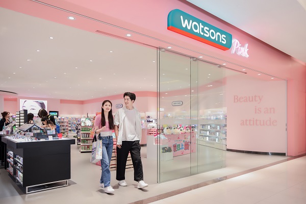 屈臣氏推出全新Watsons Pink概念店 粉色梦幻美学空间诠释美之新境