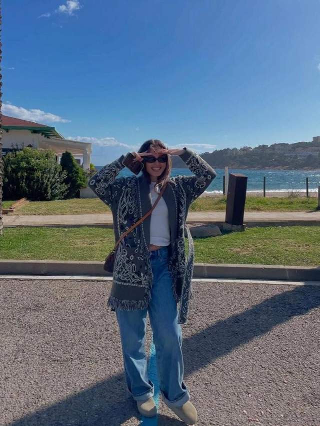 通勤约会两不误!Anna Escassut 的一衣多穿实用穿搭方案