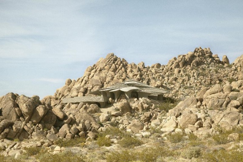 戈壁星空下的极致睡眠，海丝腾2000T的顶奢旅居传奇