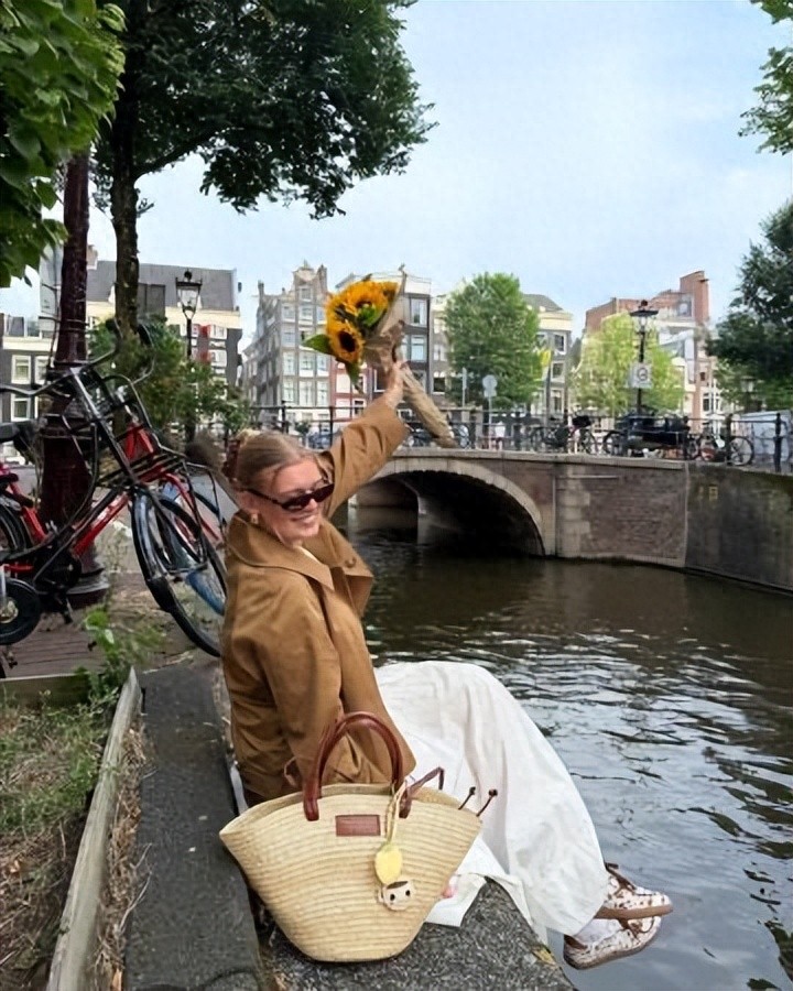 跟着ins时尚博主mariadjonsson 做一个冬日低饱和度时髦精