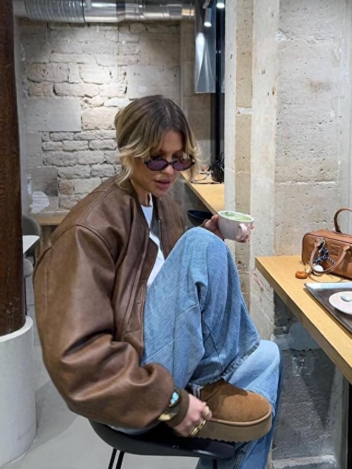 学ins时尚博主andreyafs 穿基础款，平凡单品也能显质感