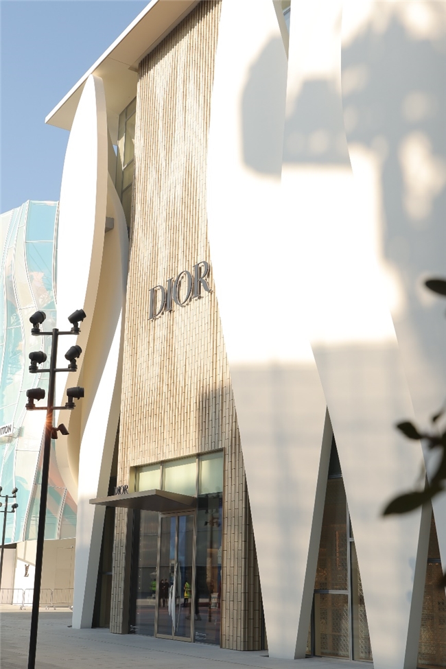 迪奥北京三里屯全球最大独立建筑旗舰店盛大启幕