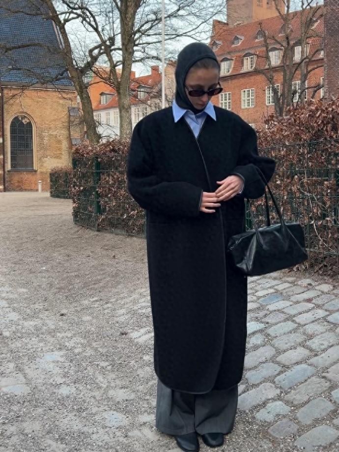 ins时尚博主aliicemelianova 的复古混搭风，轻松穿出独特辨识度