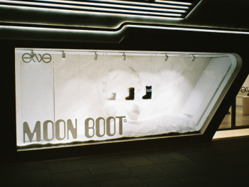 ENG X MOONBOOT限时空间踏雪逐马新品发布