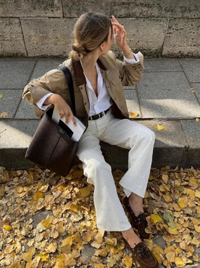 跟着法国的时尚博主学ins时髦：日常穿搭的质感进阶指南