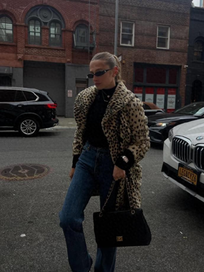 ins时尚博主Hannahlovey穿搭灵感 温柔系女生的日常出街手册