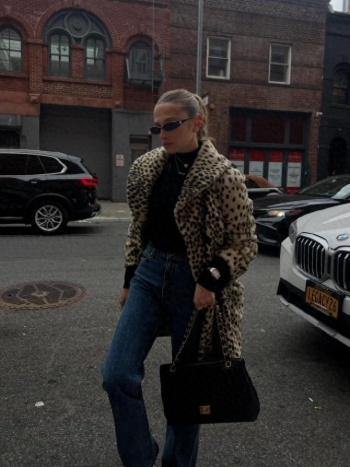 ins时尚博主Hannahlovey穿搭灵感 温柔系女生的日常出街手册