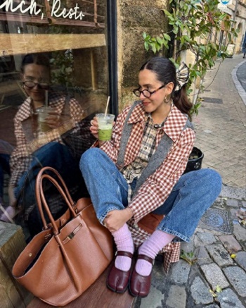 春节氛围感密码，ins时尚博主的格纹 + 纯色搭配