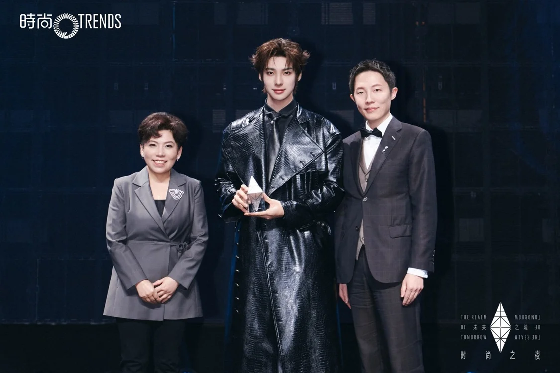 年度突破艺人 颜安