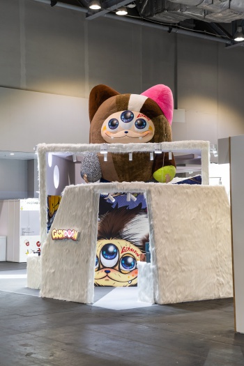 跨领域潮流共创！GISMOW 携马伯骞、马清运 登陆 2026 ComplexCon HK，重塑潮流边界