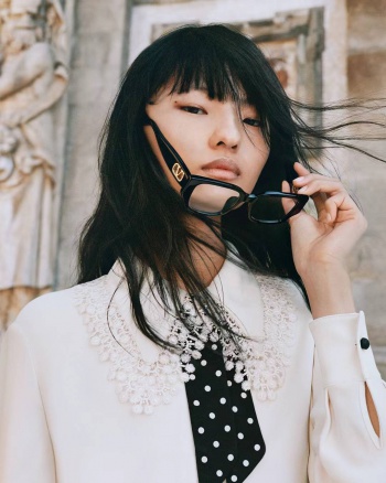 华伦天奴2026春夏眼镜系列新品发布