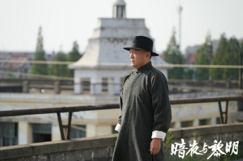 李梦男主演电视剧《暗夜与黎明》大结局剧情播出，出色表演再次赢得观众认可